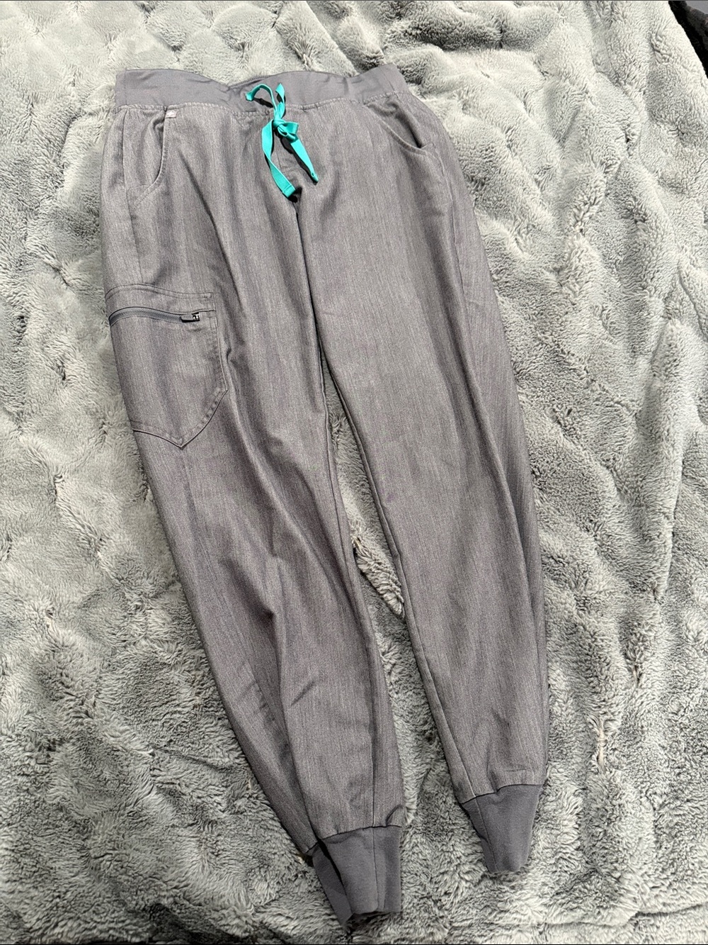 Figs Wonen's Gray Jogger Pants with Teal Drawstring